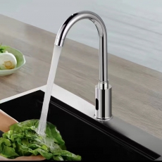 高弯感应水龙头